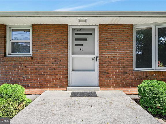 4th image of 34 Locust Ln