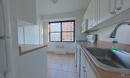 Rented by Hecht Group