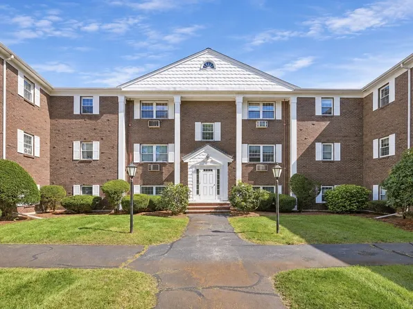 132 Parker St APT H6, Acton, MA 01720