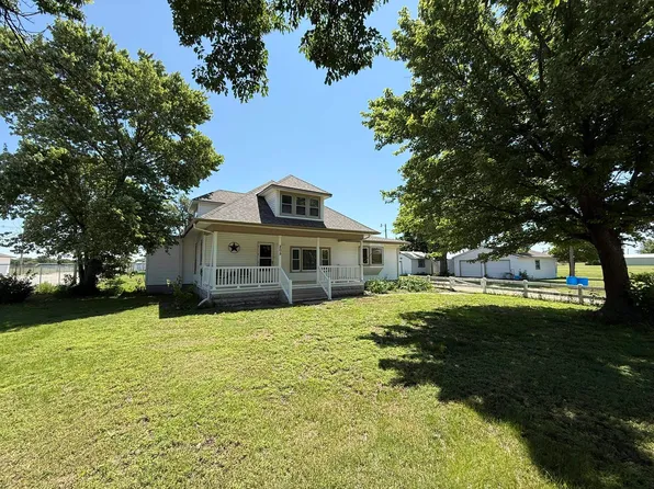 205 N County Rd, Holyrood, KS 67450