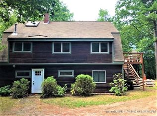 37 S Shore Dr, Monmouth, ME 04259