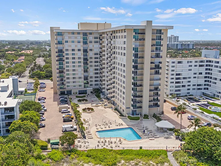 1900 S Ocean Blvd #10J — Photo 25