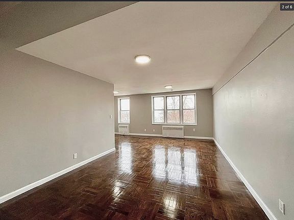 3rd image of 2391 Davidson Ave #5B