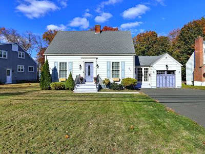 640 Bunker Hill Avenue, Waterbury, CT, 06708