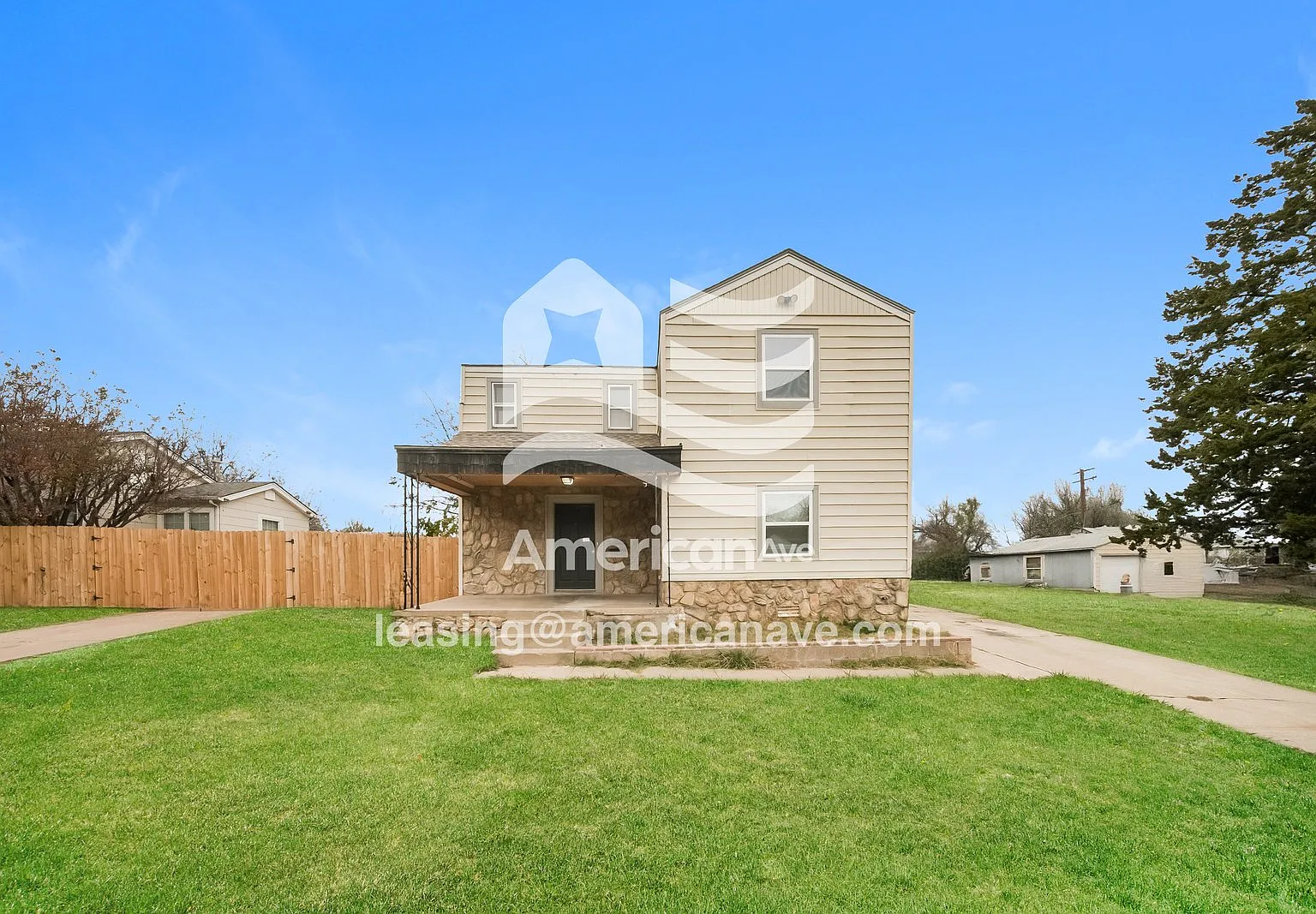 3 bed, 1.5 bath, 1845 sqft, $1,397 — Photo 1