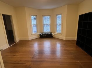 102 Sycamore St, Somerville, MA 02145