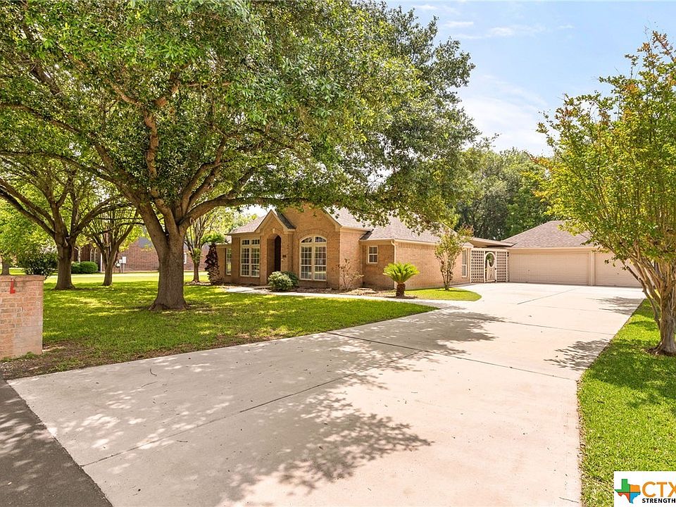 251 Las Brisas Blvd, Seguin, TX 78155 Zillow