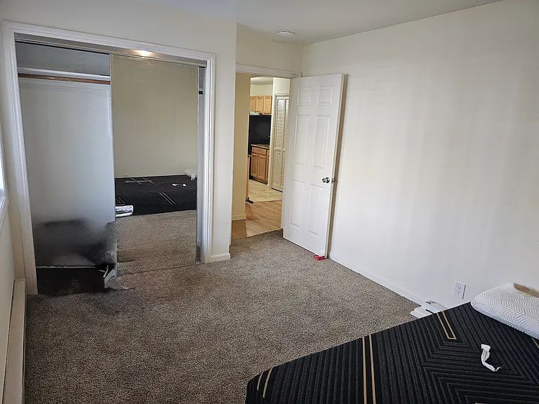 210 Mission Ave — Photo 18