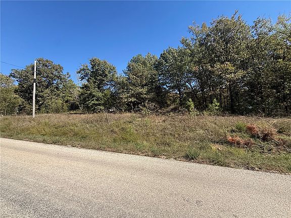 3rd image of 10870 SW Campbell Rd