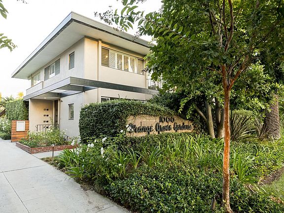 3rd image of 1000 S Orange Grove Blvd Unit 14A