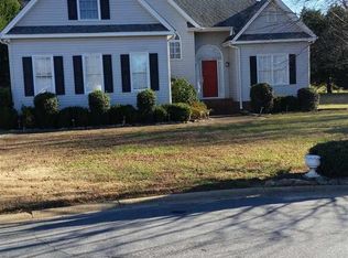 209 Lindbergh Ct, Greer, SC 29651