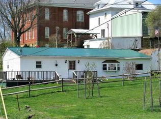 206 W South St, Harrisville, WV 26362