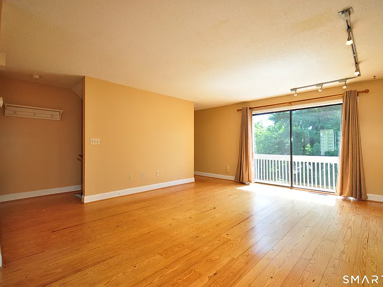 349 Allen Rd #10A — Photo 8