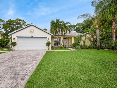 8289 SE Ketch Court, Hobe Sound, FL, 33455