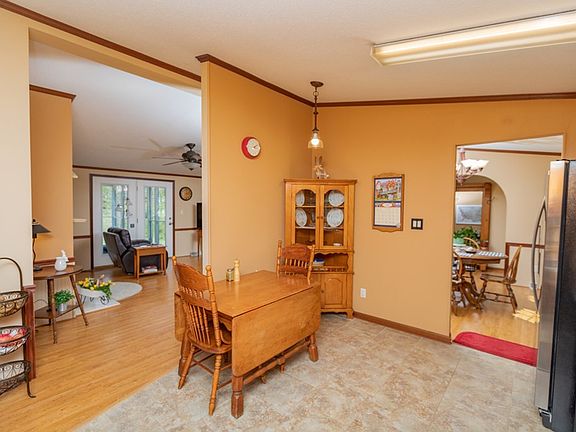 5th image of 389 Fleshood Ln