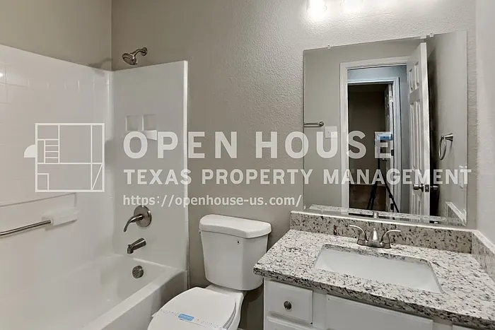 534 Hickory Ln — Photo 14