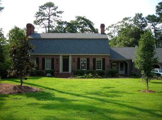 3580 Hillcrest Dr, Farmville, NC 27828