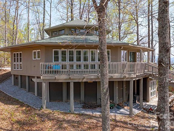 3rd image of 39 Tatham Rd