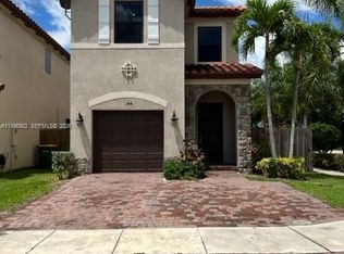 144 NE 37th Ter, Homestead, FL 33033