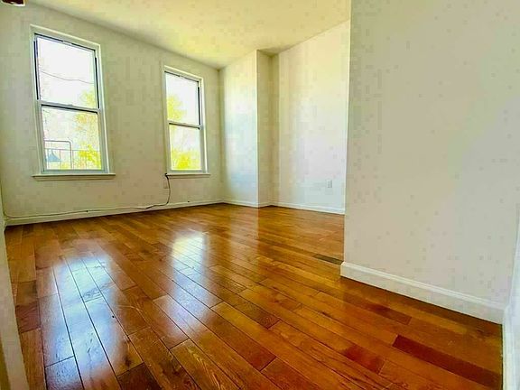 2nd image of 30 Driggs Ave #3D