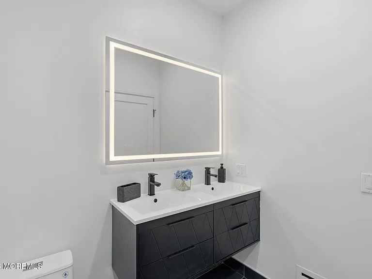 9 Minerva St #1 — Photo 14