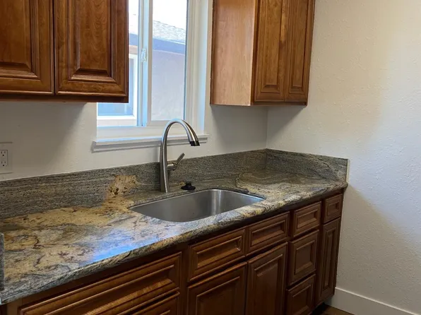 4513 Palm Ave APT 4, Sacramento, CA 95842