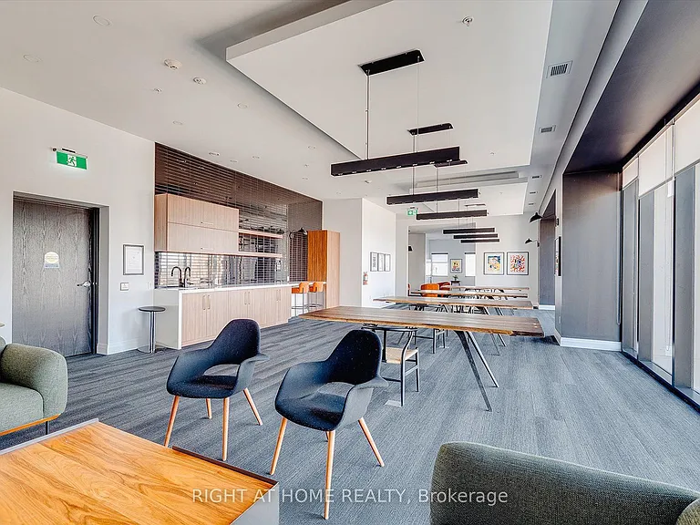 181 King St S #803 — Photo 20