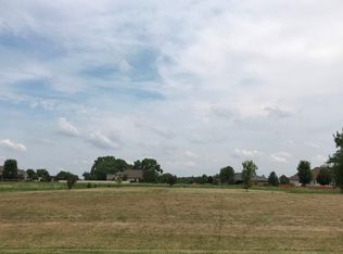 1000 Prairie View Dr, Somonauk, IL