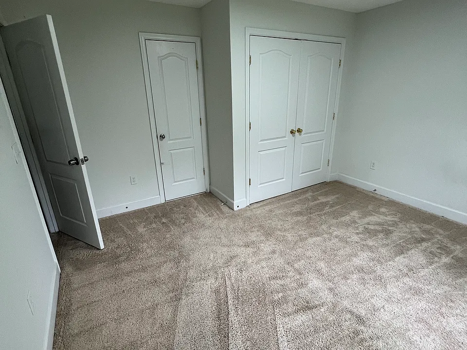 Piedmont Hollow Dr
