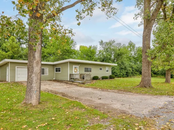 1906 Banner Rd, Saginaw, MI 48601