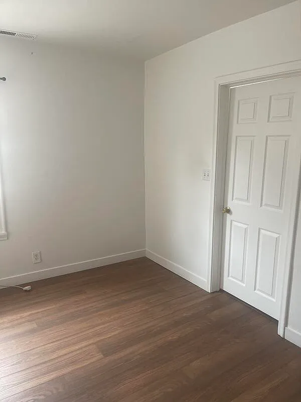 1 bed, 1.0 bath, 600 sqft, $1,295 — Photo 3