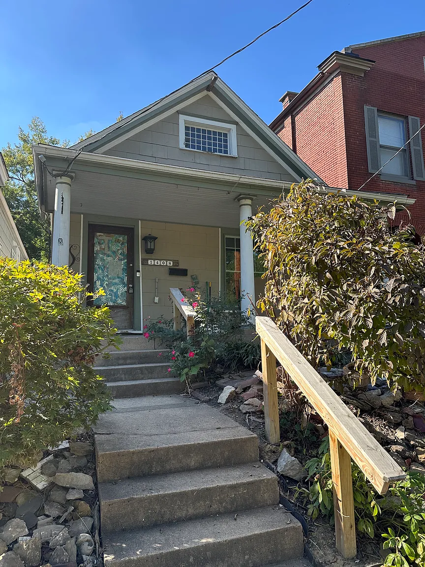 1408 S Floyd St photo 1