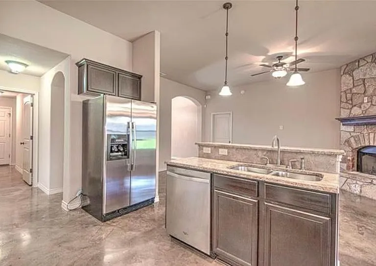 7107 Andalucia Ln — Photo 22