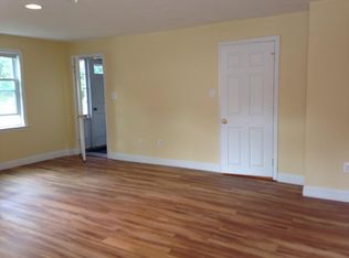 49 Main St, Topsfield, MA 01983