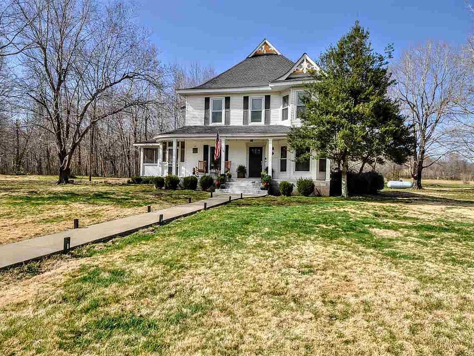 1st image of 706 Victorian Ln #708