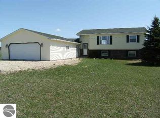 10285 S Johnson Rd, Mancelona, MI 49659