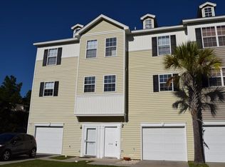 4510 Great Oak Dr, North Charleston, SC 29418