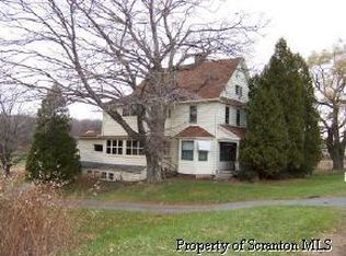 739 Eastern Tpke, Lake Ariel, PA 18436