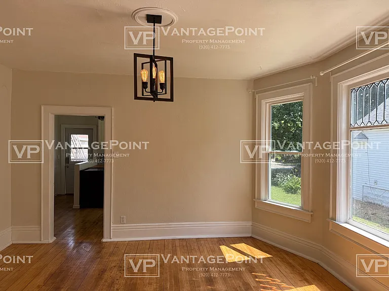117 S Oakland Ave — Photo 4