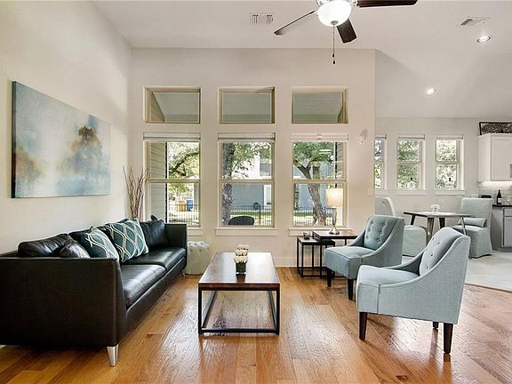 4th image of 10900 Railway Ln #80