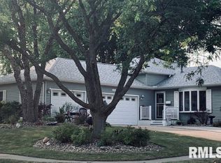 4806 Fillmore Ln, Davenport, IA