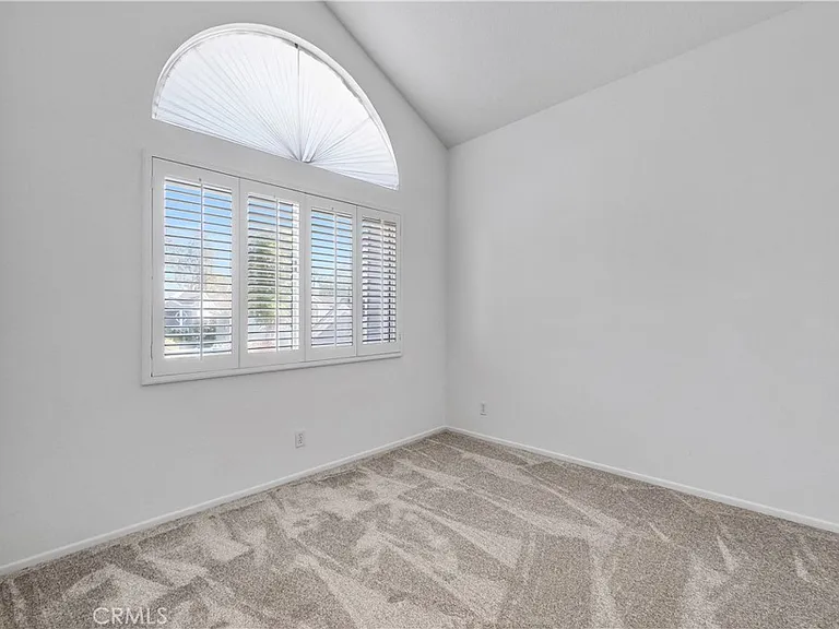 64 Willowood — Photo 21