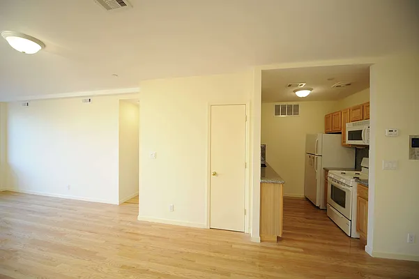 Rented by KA Realty Group Inc | media 11