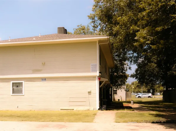 4926 Flamingo Rd, Fort Worth, TX 76119