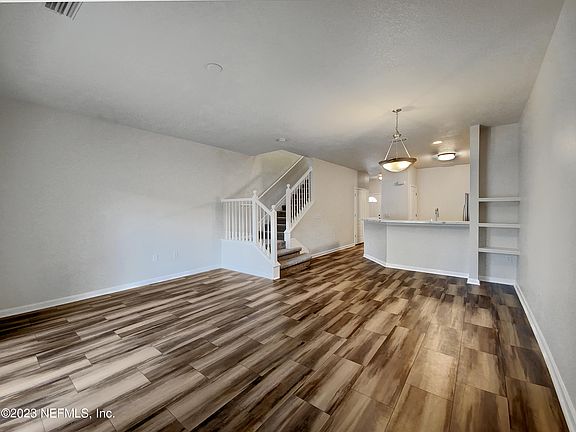 5th image of 3750 SILVER BLUFF Boulevard #802