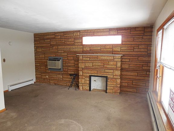 3rd image of 2612 N 75th Ct