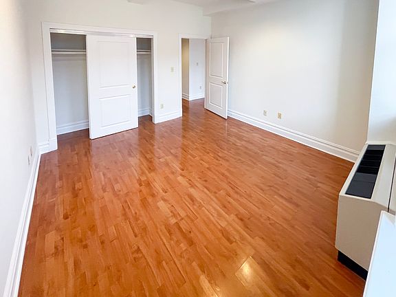 4th image of 45-02 Ditmars Blvd #132