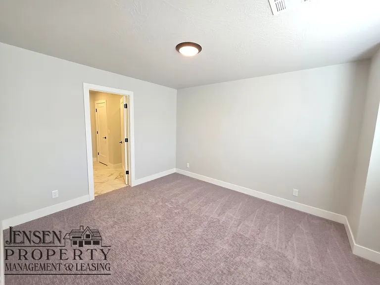 3984 E Fossil Way — Photo 24