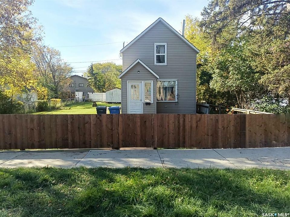 1st image of 1641 102nd St