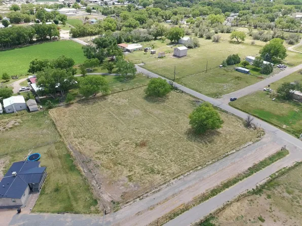 59 Sunflower Ln, Peralta, NM 87042